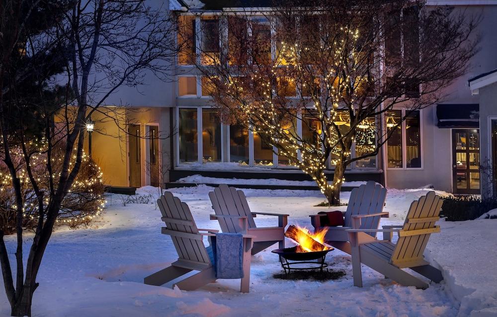 Orchards Hotel Вільямстаун Екстер'єр фото