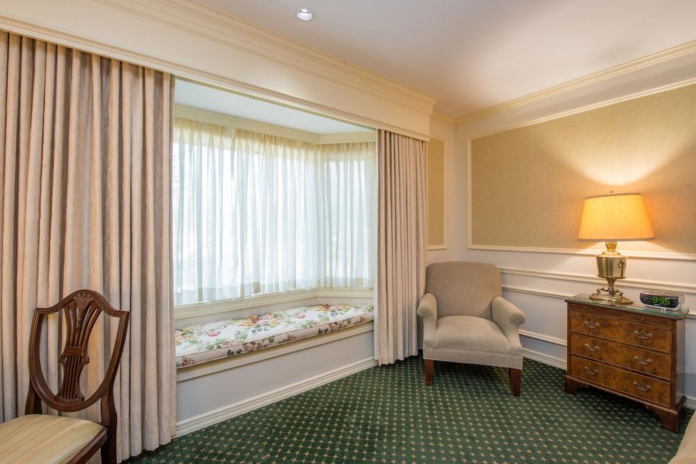 Orchards Hotel Вільямстаун Екстер'єр фото