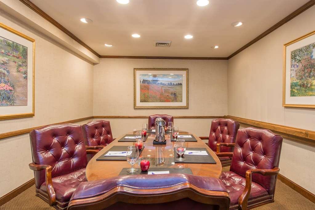 Orchards Hotel Вільямстаун Зручності фото